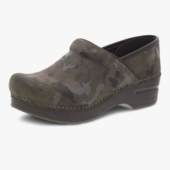 Dansko Women’s Camo Clogs - Picture 1 of 8